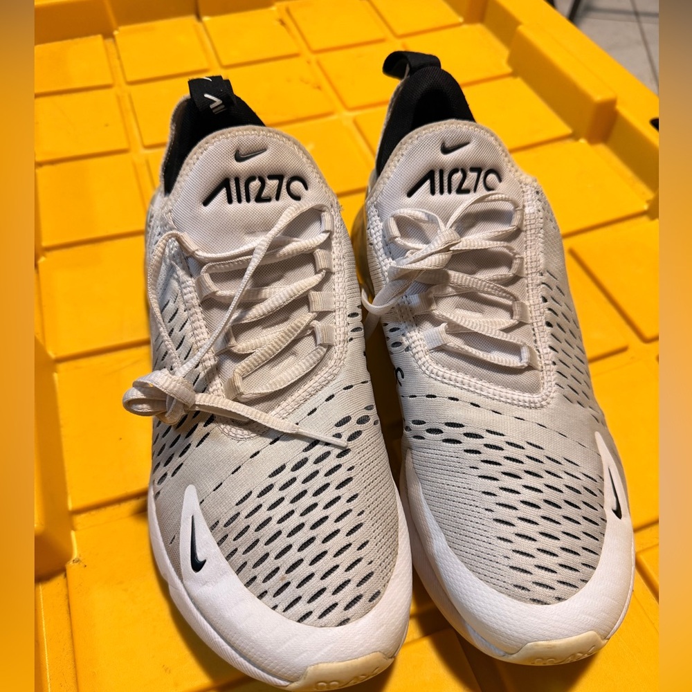 Nike Air Max 270